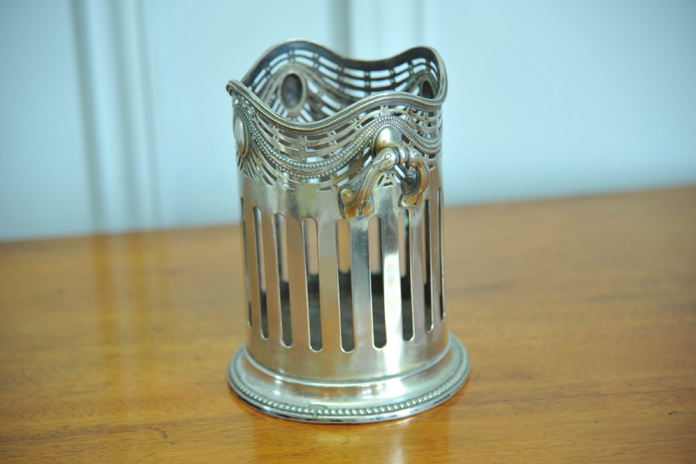 A Rare Antique Vintage Silver Plate Soda Syphon Wine Bottle Base Holder View IV