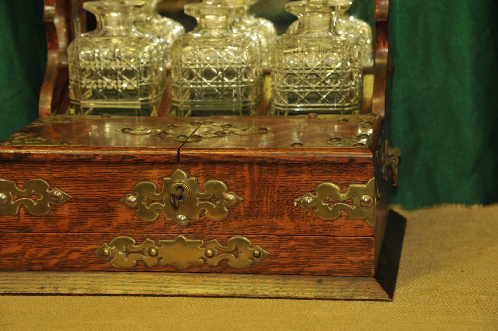 An Antique Oak Tantalus Games Compendium View III
