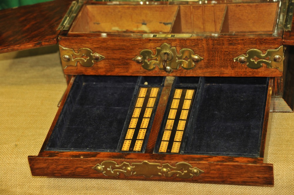 An Antique Oak Tantalus Games Compendium View XIII