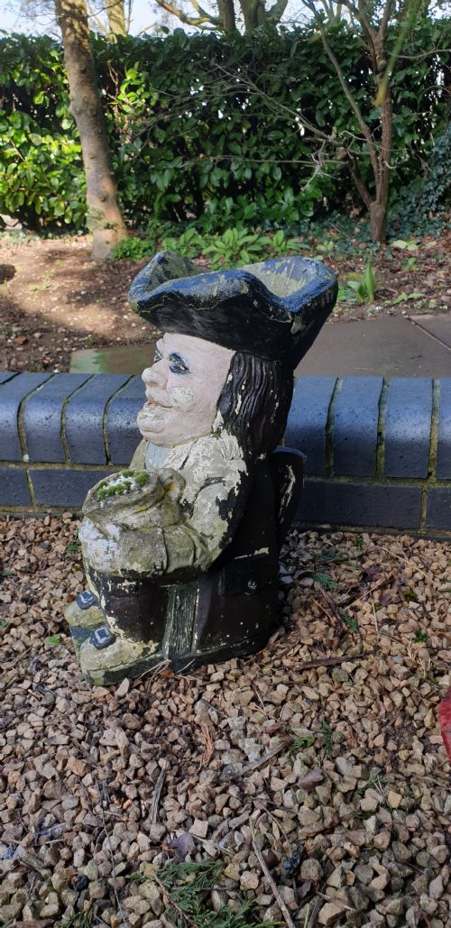VINTAGE GARDEN TOBY - ADDITIONAL PHOTO 1