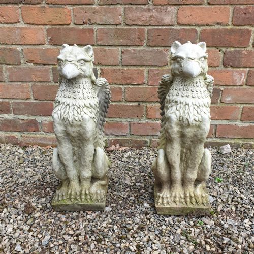 GREAT PAIR GARDEN POST GRIFFINS - ADDITIONAL PHOTO 1