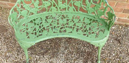 LOVELY CURVED CAST IRON BENCH - ADDITIONAL PHOTO 3
