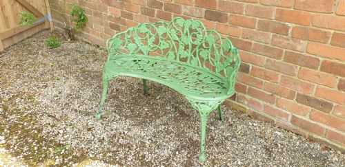 LOVELY CURVED CAST IRON BENCH - ADDITIONAL PHOTO 5