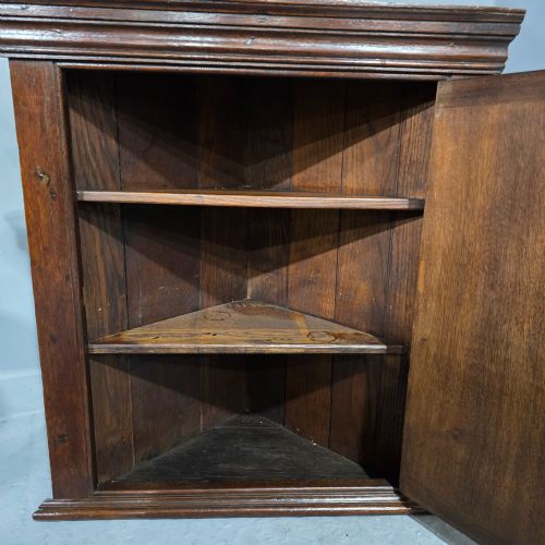 GEORGIAN INLAID CORNER CABINET - ADDITIONAL PHOTO 5