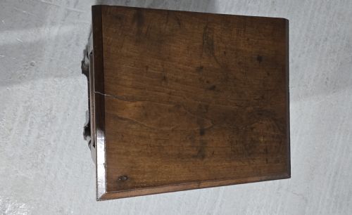 SUPER QUALITY WALNUT BEDSIDE LAMP TABLE - ADDITIONAL PHOTO 4