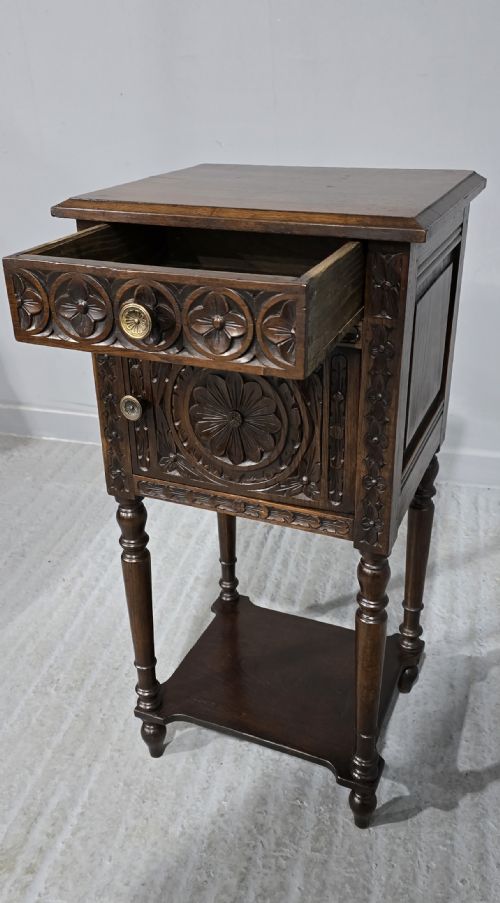 SUPER QUALITY WALNUT BEDSIDE LAMP TABLE - ADDITIONAL PHOTO 5
