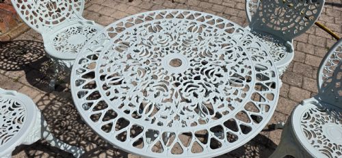 LOVELY QUALITY REFURBISHED PATIO SET - ADDITIONAL PHOTO 4