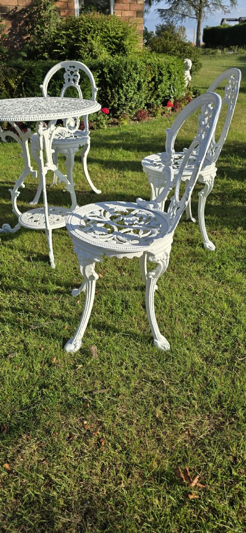 SUPER VINTAGE CONSERVATORY GARDEN TABLE AND CHAIRS - ADDITIONAL PHOTO 7