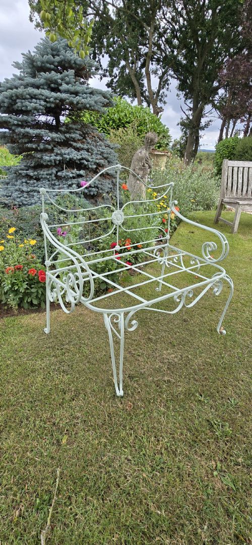 ANTIQUE GARDEN BENCH - ADDITIONAL PHOTO 5