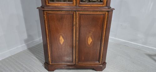 GOOD INLAID MAHOGANY CABINET - ADDITIONAL PHOTO 1