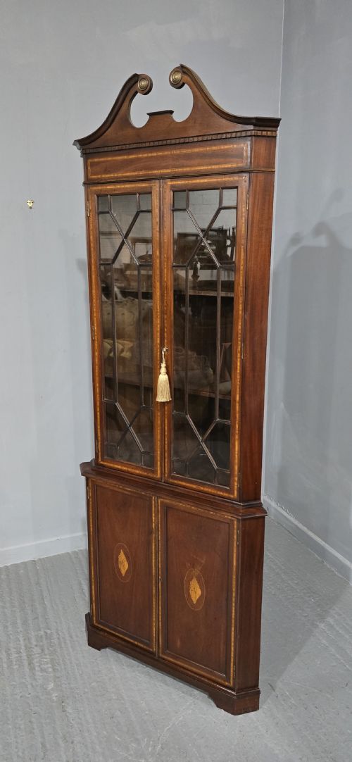GOOD INLAID MAHOGANY CABINET - ADDITIONAL PHOTO 5