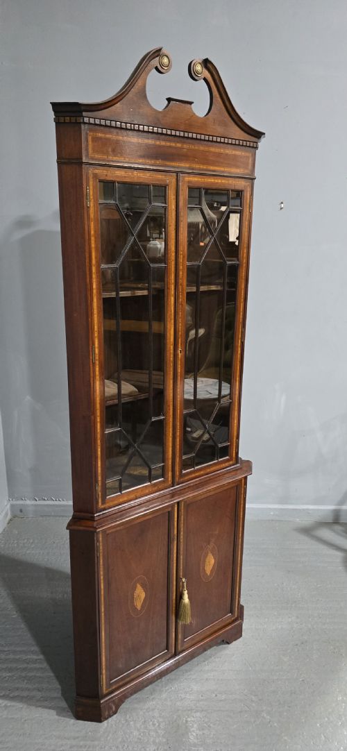 GOOD INLAID MAHOGANY CABINET - ADDITIONAL PHOTO 6