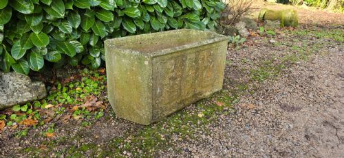 LARGE GARDEN PLANTER - ADDITIONAL PHOTO 5