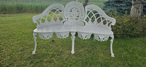 REFURBISHED GARDEN BENCH - ADDITIONAL PHOTO 4