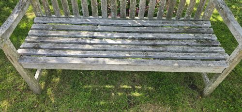WELL SILVERED VINTAGE TEAK GARDEN BENCH - ADDITIONAL PHOTO 2