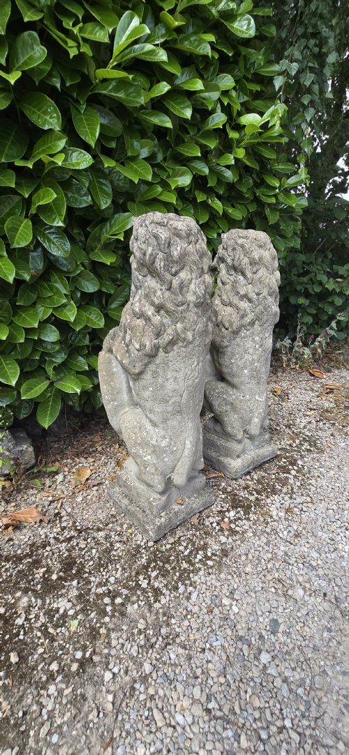 LARGE PAIR WEATHERED STANDING LIONS - ADDITIONAL PHOTO 10