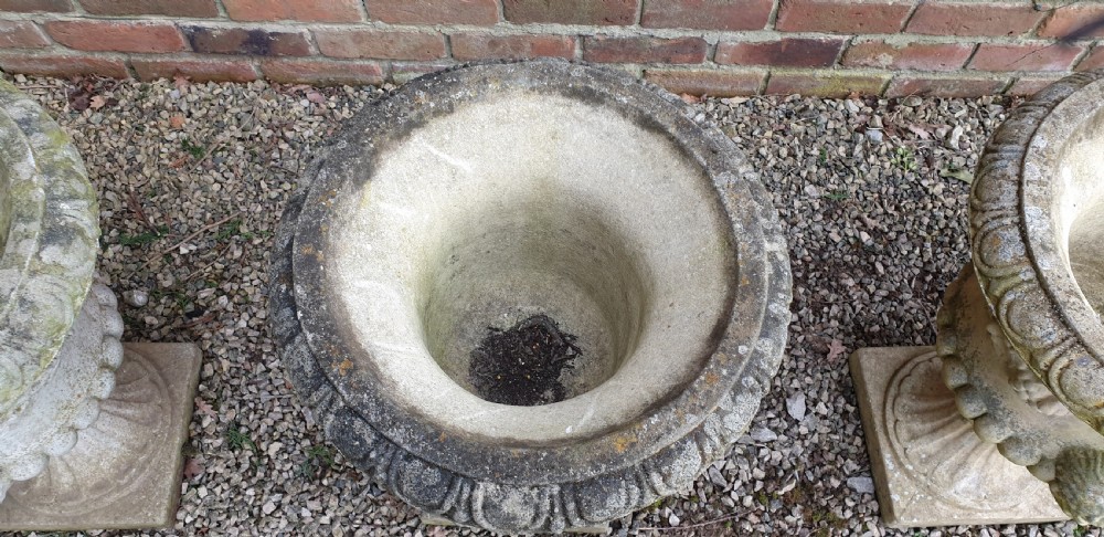 Set Four Garden Campana Planters View V