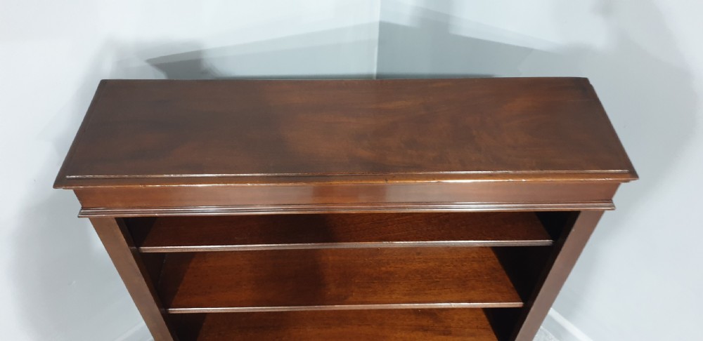 Victorian Mahogany Open Adjustable Library Bookcase View III