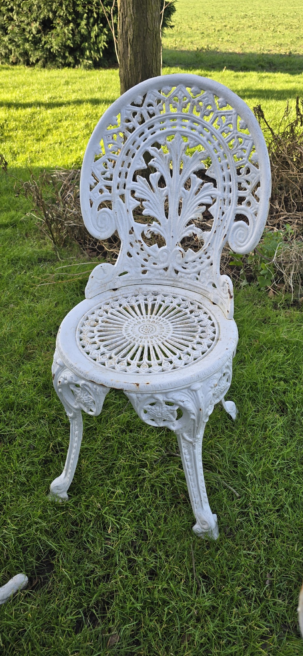 Excellent Quality Cast Iron  Patio Set View IV