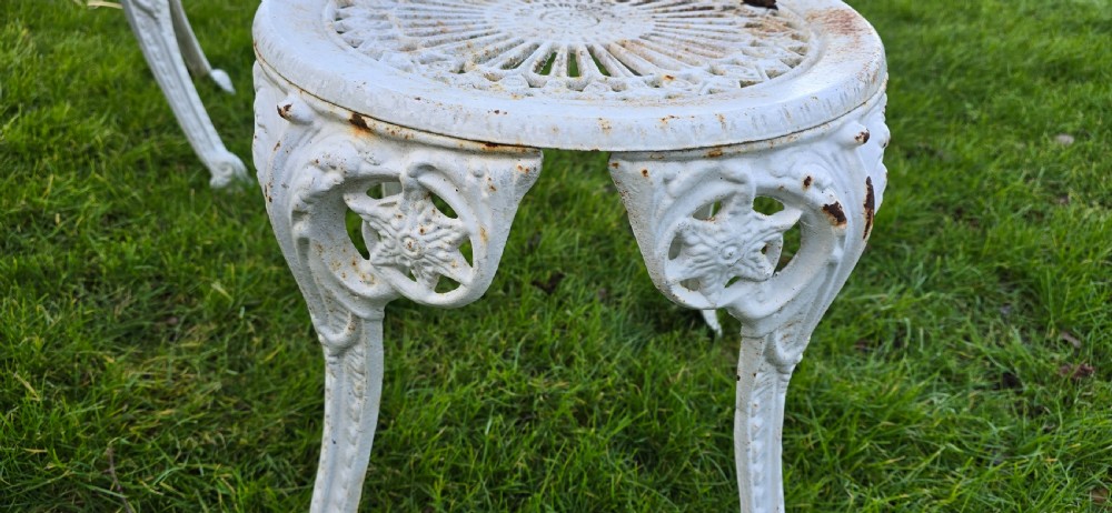 Excellent Quality Cast Iron  Patio Set View V