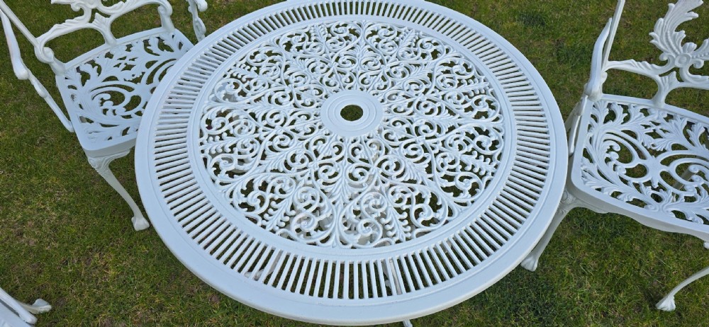 Superb Rare Refinished Patio Table & Four Chairs View XII
