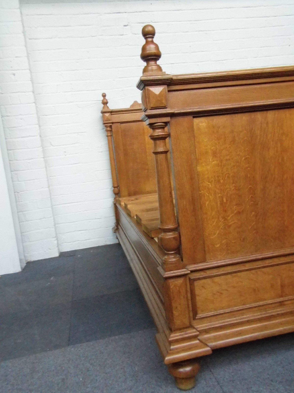 FRENCH OAK DOUBLE BED  View V