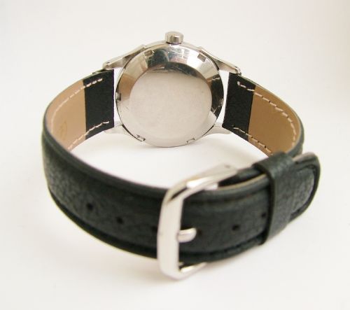 fig 2. Vintage 1940s gents Omega bumper automatic watch