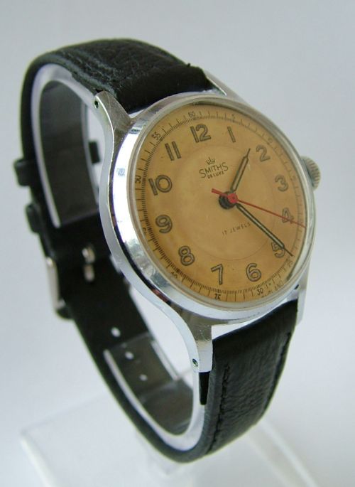 fig 1. Gents 1950s Smiths De Luxe wrist watch