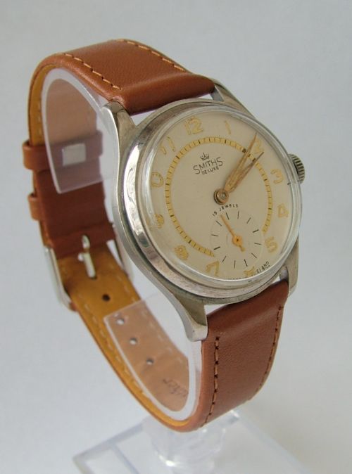 fig 1. Gents 1950s Smiths De Luxe wrist watch