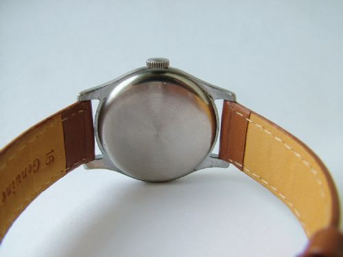fig 2. Gents 1950s Smiths De Luxe wrist watch