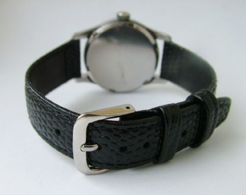 fig 2. Gents 1940s Omega wrist watch