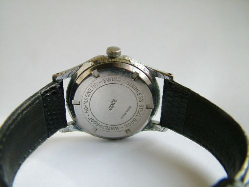 fig 2. Gents 1940s Jenco hand winding wrist watch