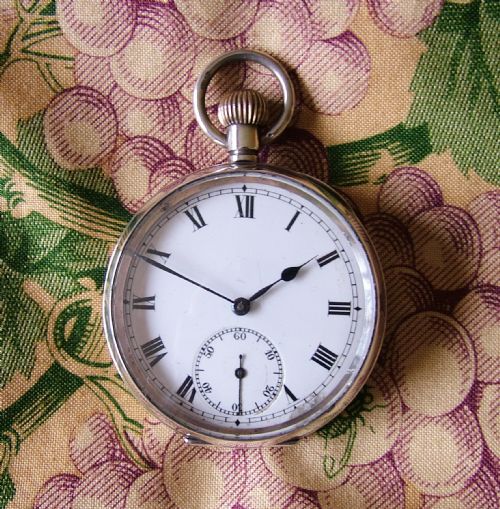 Antique 1918 Silver Swiss Stem Winding Pocket Watch