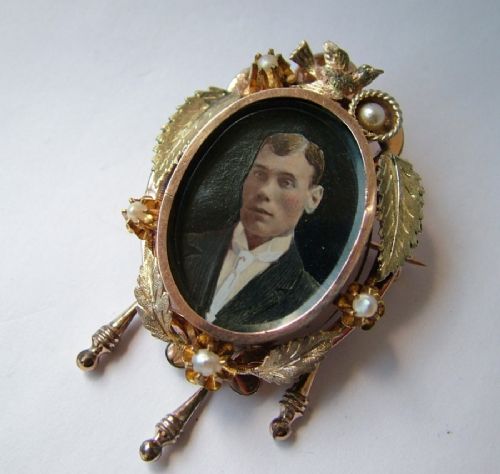 Victorian Mourning Brooch with Hand Tinted Photo
