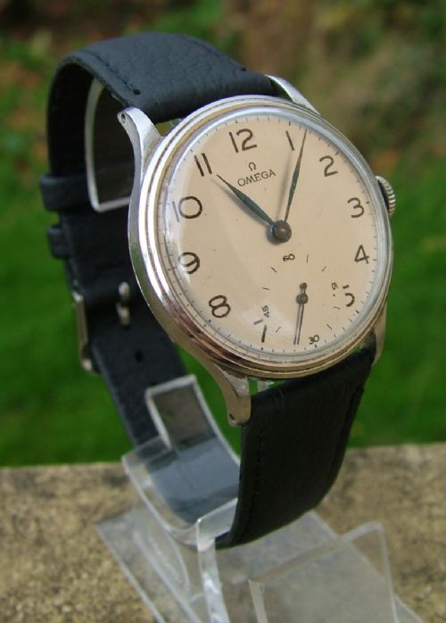 fig 1. Gents WW2 1940s Omega wrist watch