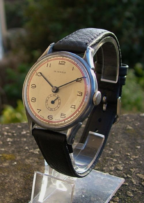 fig 2. Gents 1940s Swiss hand winding wrist watch