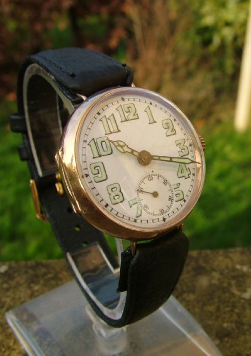fig 1. Gents WW1 9ct gold trench watch, 1915