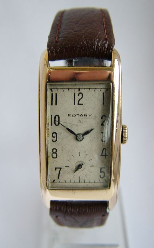 fig 1. Vintage 1940s 9ct gold Rotary curvex wrist watch