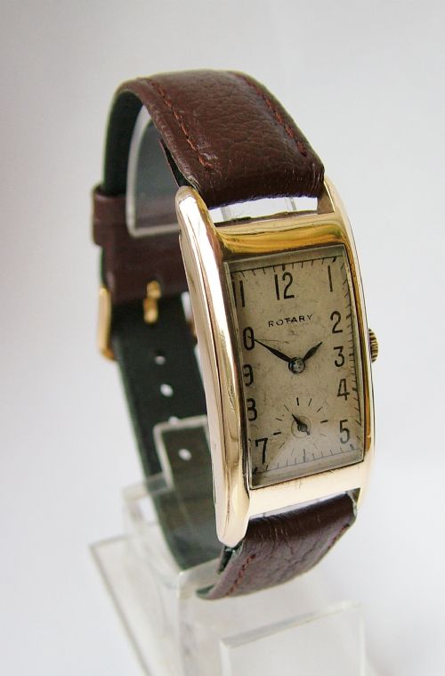 Vintage 1940s 9ct Gold Rotary Curvex Wrist Watch