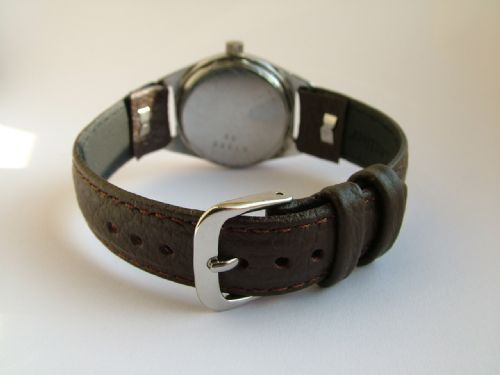 fig 2. Vintage 1940s Drott hand winding wrist watch