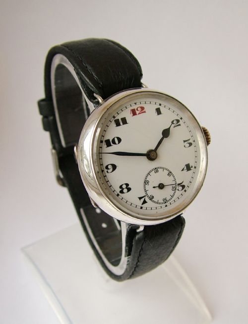 fig 2. Gents WW1, 1915 silver trench watch