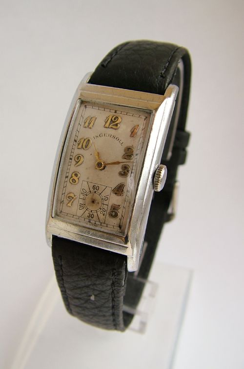 Gents 1930s Ingersoll Curvex Wrist Watch