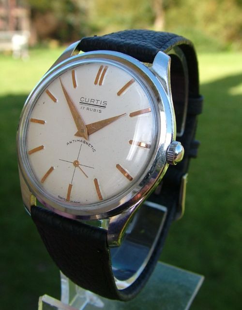 fig 1. Gents 1950s Curtis hand winding wrist watch