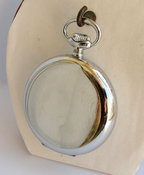 fig 1. A vintage 1940s Vertex stem winding pocket watch