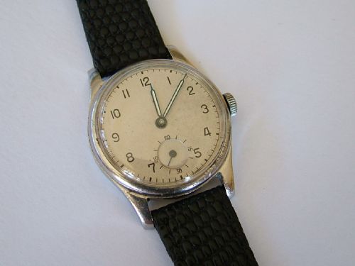 fig 1. Gents 1940s Smiths wrist watch