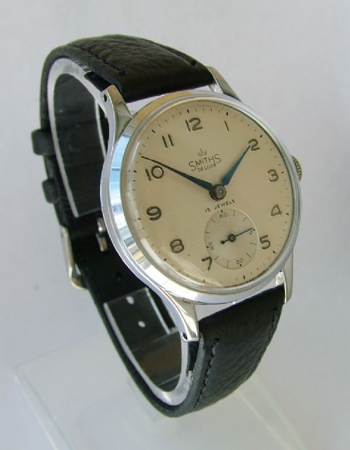 fig 1. Gents 1950s Smiths De Luxe wrist watch
