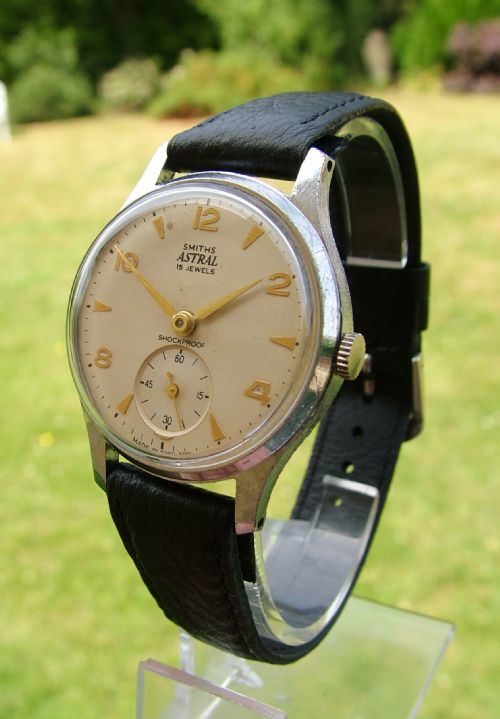 fig 1. Gents 1950s Smiths Astral wrist watch Made in England