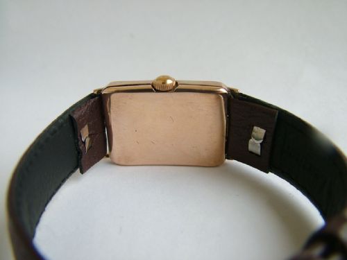 fig 3. 1930s 9 carat gold Rotary wrist watch