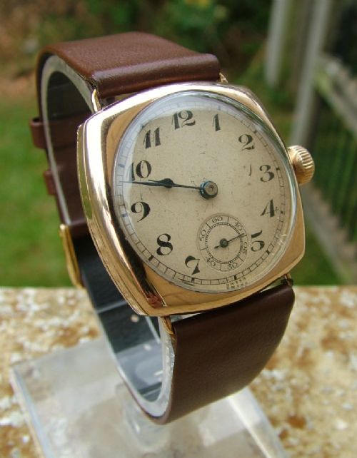 Gents 1920s Tavannes Cushion Cased Wrist Watch