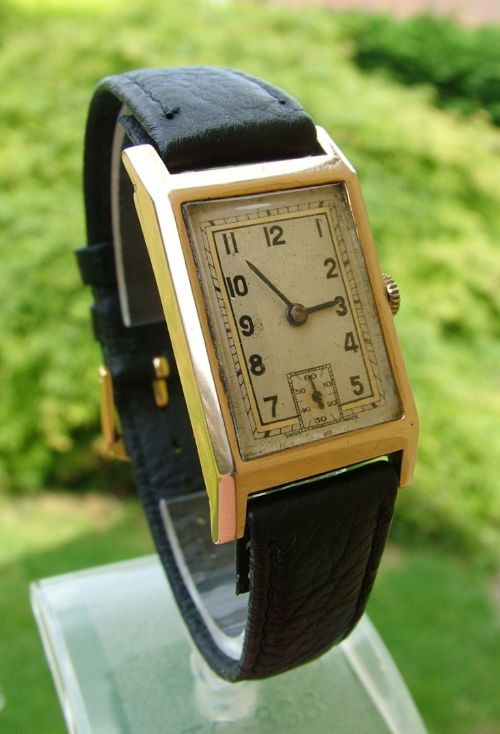 1940s 9 Carat Gold Wrist Watch